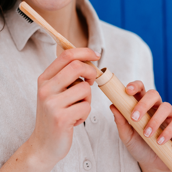 Etui de brosse à dents en bambou